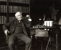Erfinder Thomas Alva Edison: «Ich bin sowohl Vegetarier als auch Antialkoholiker, weil ich so besseren Gebrauch von meinem Gehirn machen kann.» - Gesund ohne Tierversuche - Mit idealer Ernährung Krebs, Herzinfarkt, Schlaganfall & Co. vorbeugen