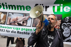 25. April 2015 - 400 Personen demonstrieren gegen Tierversuche